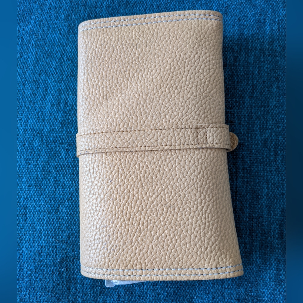 Tan Clutch - Picture 2 of 7